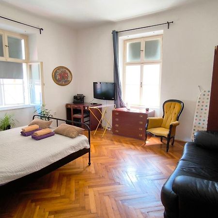 Retro Opatija Center Apartments Экстерьер фото