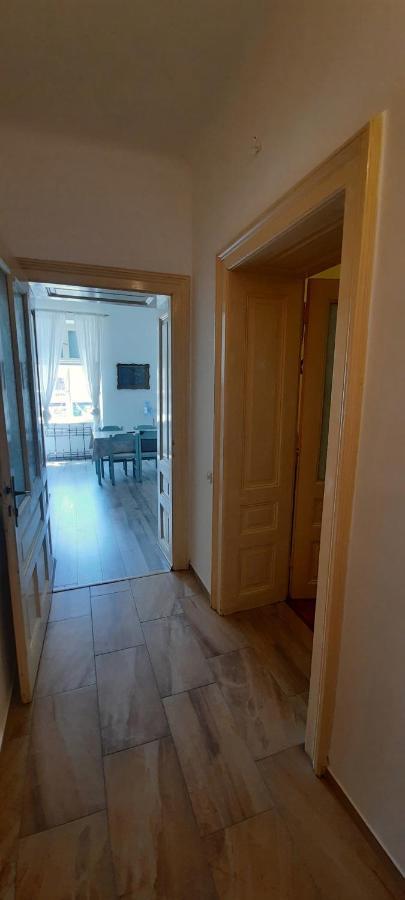 Retro Opatija Center Apartments Экстерьер фото
