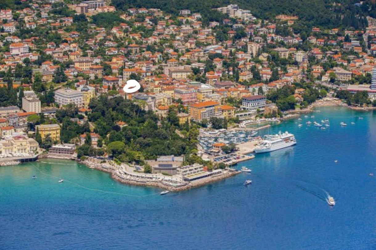 Retro Opatija Center Apartments Экстерьер фото